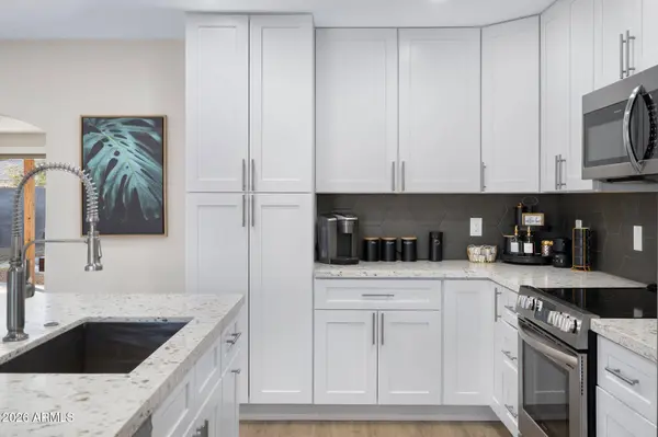 8401 E VIRGINIA Avenue, Scottsdale, AZ 85257