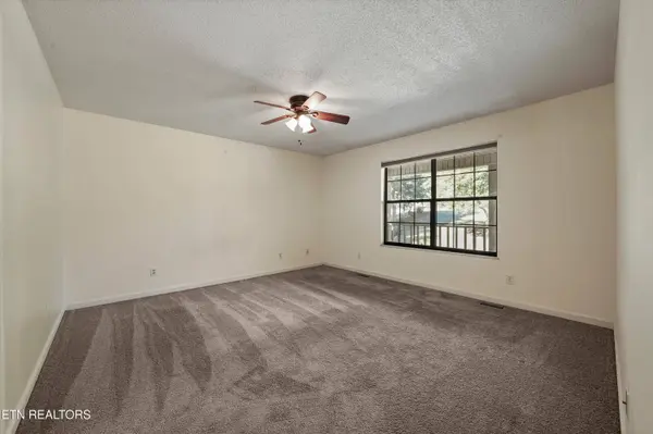 1606 Sunrise DR, Maryville, TN 37803