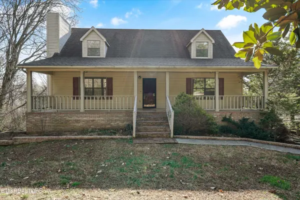 1606 Sunrise DR, Maryville, TN 37803