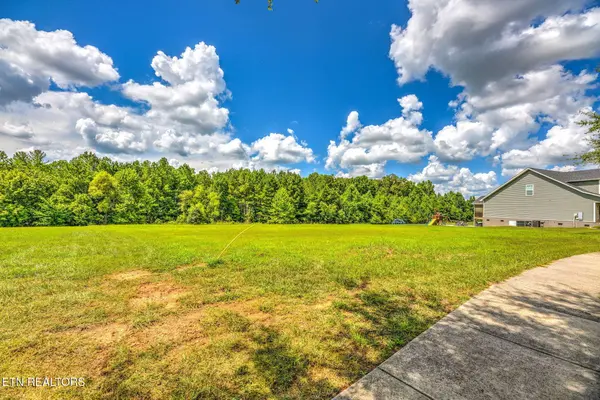 114 Elderberry St, Oak Ridge, TN 37830