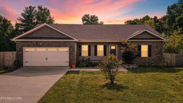 2000 Country Brook LN