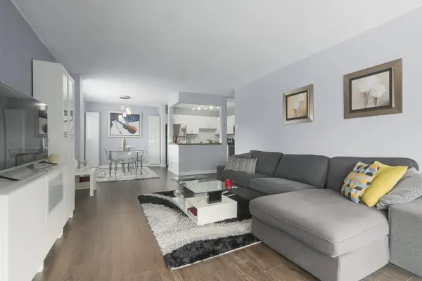 550 Eighth ST #402, New Westminster, BC V3M 3R9