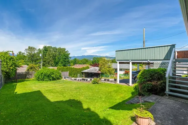 4971 Buxton ST, Burnaby, BC V5H 1J4