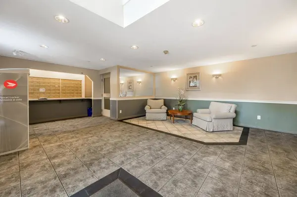20894 57 AVE #120, Langley, BC V3A 8M7