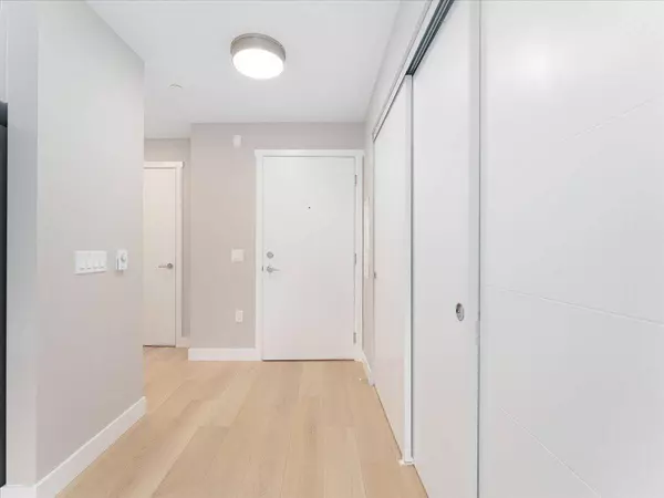 22562 121 AVE #314, Maple Ridge, BC V2X 3Y8