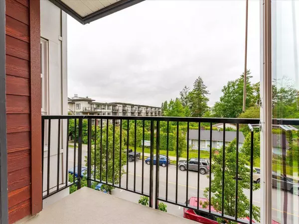 22562 121 AVE #314, Maple Ridge, BC V2X 3Y8