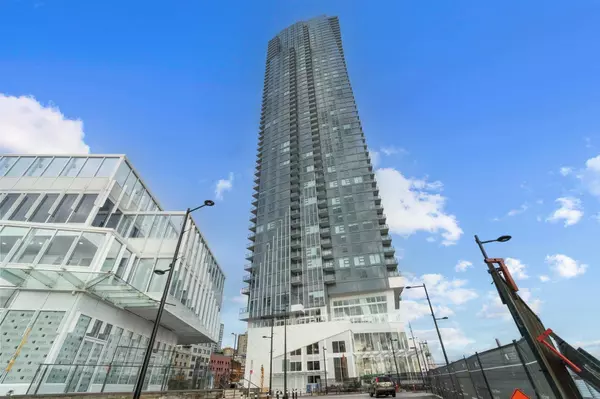 680 Quayside DR #3503, New Westminster, BC V3M 0P2