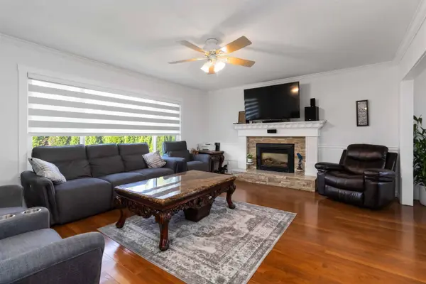 32500 Emerald AVE, Abbotsford, BC V2T 1B5