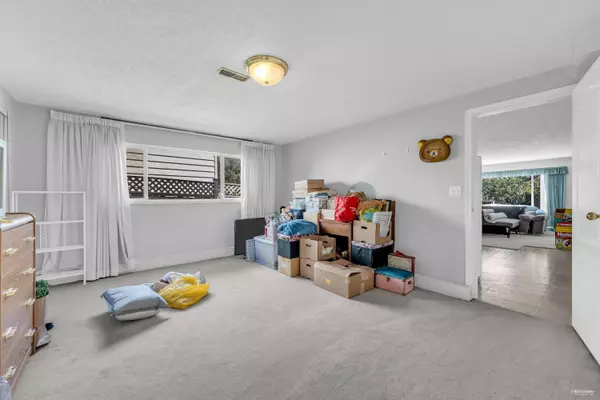 10560 Granville AVE, Richmond, BC V6Y 1R4