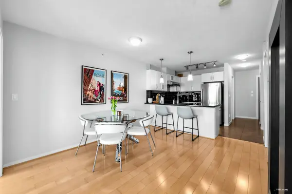 2133 Douglas RD #2005, Burnaby, BC V5C 0E9