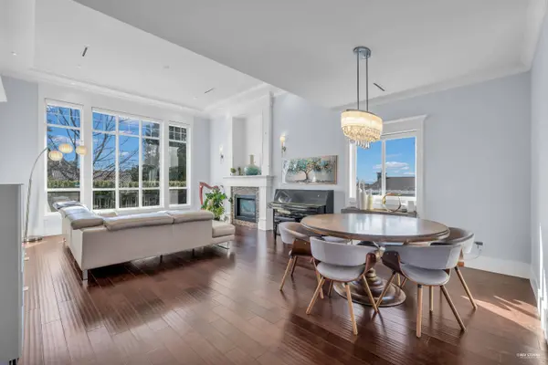 4133 Victory ST, Burnaby, BC V5J 1P6
