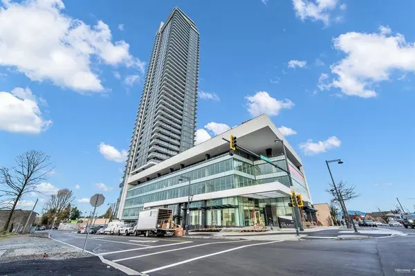 10750 135a ST #2301, Surrey, BC V3T 0V4