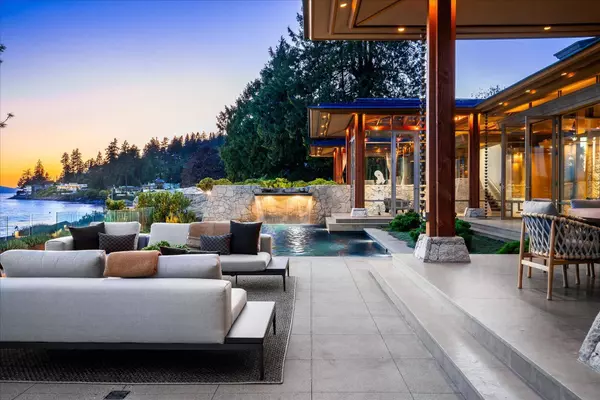 3330 Radcliffe AVE, West Vancouver, BC V7V 1G6