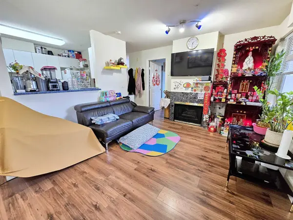 1145 Heffley CRES #406, Coquitlam, BC V3B 7Z3