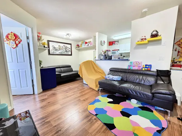 1145 Heffley CRES #406, Coquitlam, BC V3B 7Z3