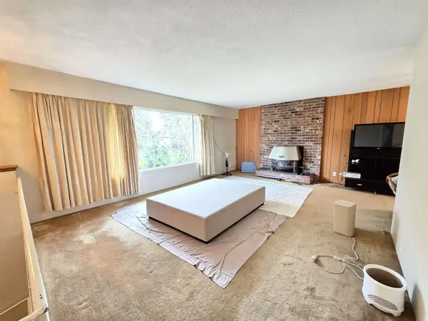 20670 46 AVE, Langley, BC V3A 3H9