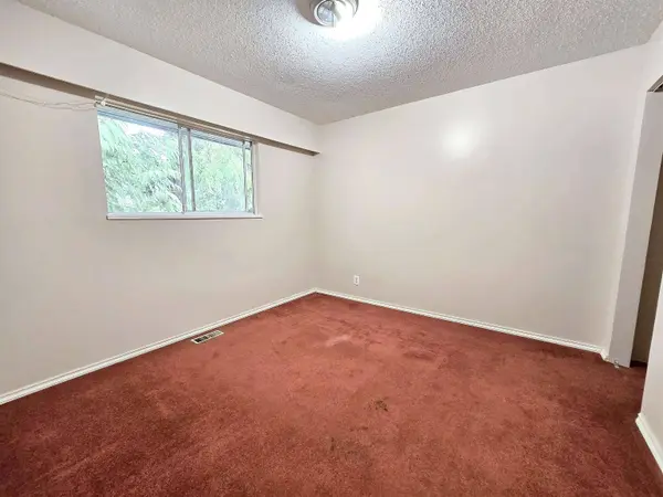 20670 46 AVE, Langley, BC V3A 3H9