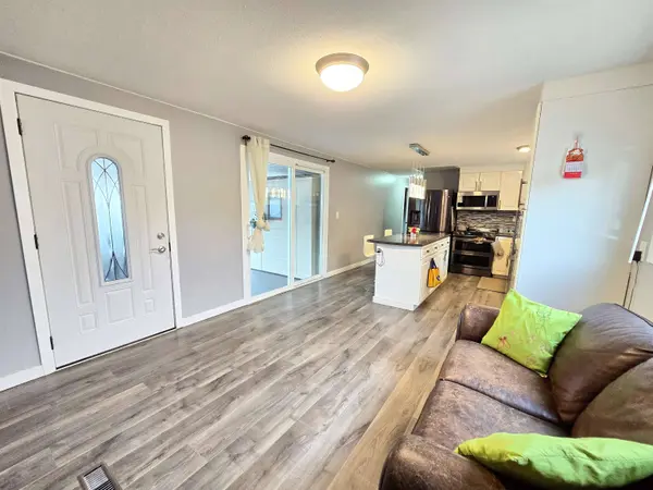 8220 King George BLVD #56, Surrey, BC V3W 6E1