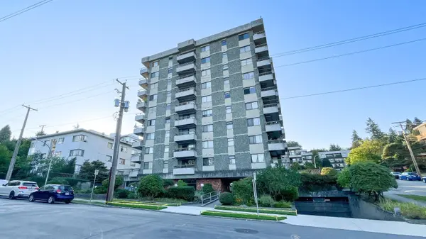 47 Agnes ST #1004, New Westminster, BC V3L 1E2