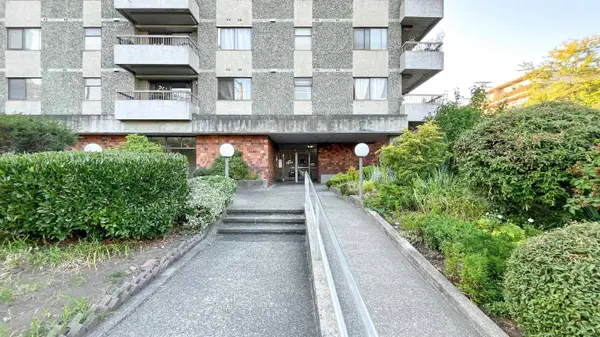 47 Agnes ST #1004, New Westminster, BC V3L 1E2