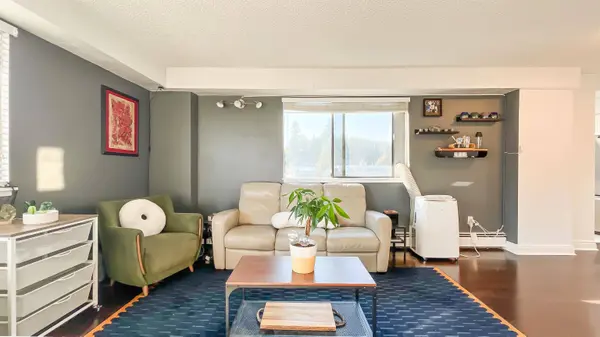 47 Agnes ST #1004, New Westminster, BC V3L 1E2