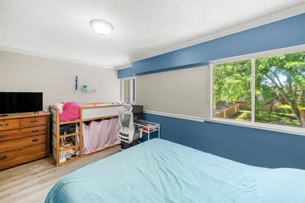 5271 204 ST #14, Langley, BC V3A 5X1