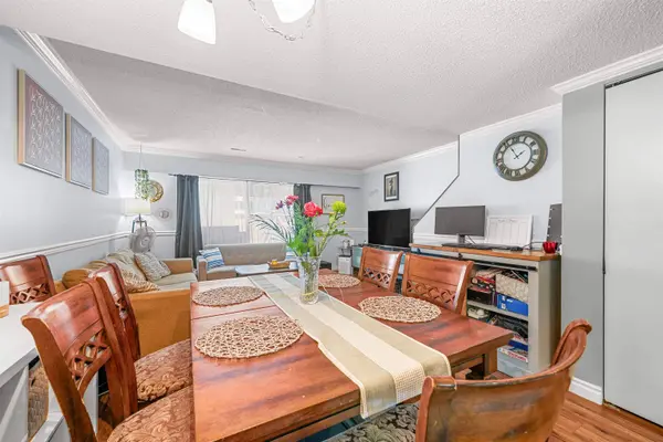 5271 204 ST #14, Langley, BC V3A 5X1