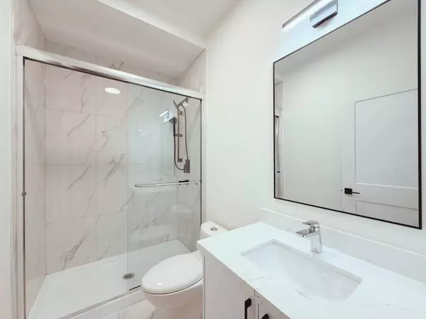 16676 17a AVE #Basement, Surrey, BC V3Z 0T3