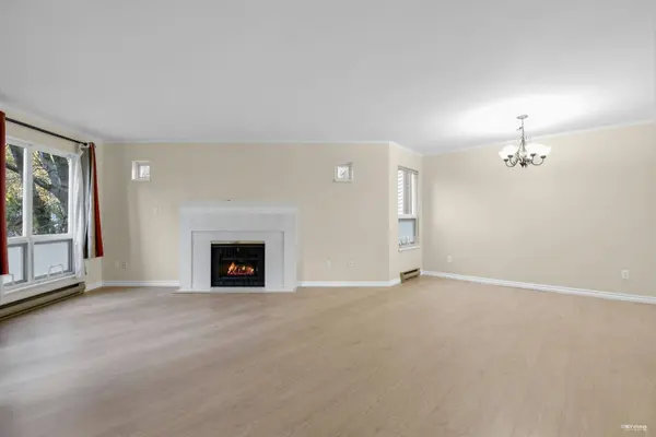 7455 Moffatt RD #107, Richmond, BC V6Y 1X9