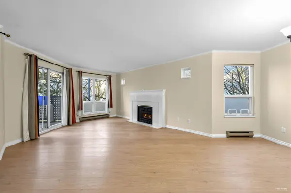 7455 Moffatt RD #107, Richmond, BC V6Y 1X9