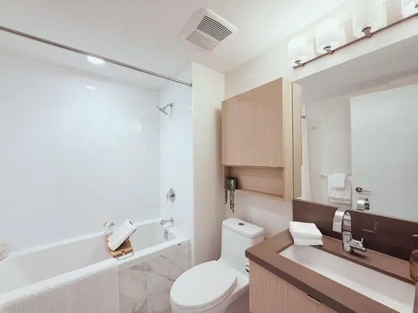 530 Whiting WAY #1706, Coquitlam, BC V3J 0J4