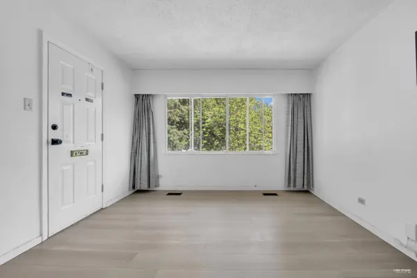 3006 E 27th AVE, Vancouver, BC V5R 1P2