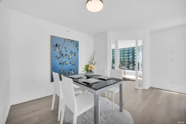 719 Princess ST #1803, New Westminster, BC V3M 6T9