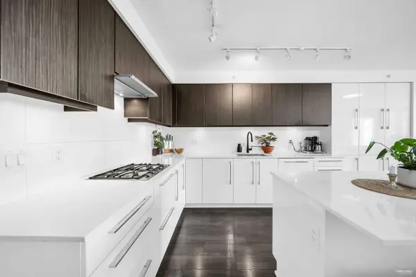 188 Agnes ST #1103, New Westminster, BC V3L 0H6