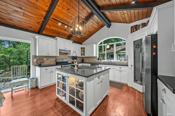 13546 232 ST, Maple Ridge, BC V4R 2R5