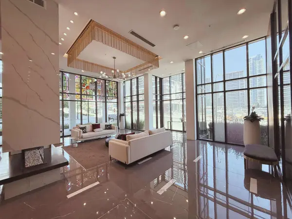 4488 Juneau ST #602, Burnaby, BC V5C 0M4