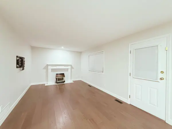 14665 84a AVE, Surrey, BC V3S 7V5