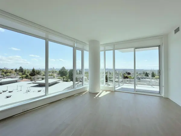 7799 Park Crescent #601, Burnaby, BC V3N 0J7