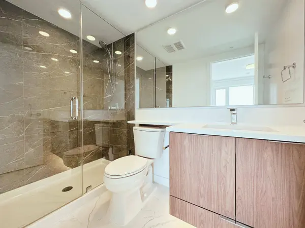 7799 Park Crescent #601, Burnaby, BC V3N 0J7