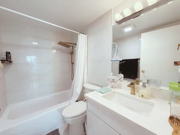 620 Seventh AVE #502, New Westminster, BC V3M 5T6