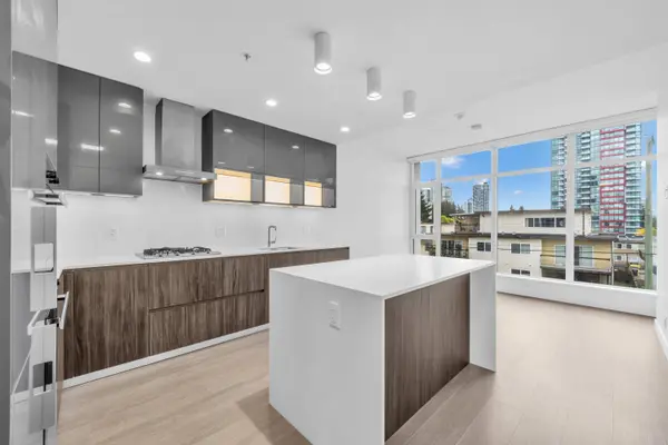 6511 Sussex AVE #305, Burnaby, BC V5H 0K5
