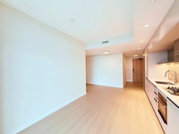 612 Elmwood ST #2810, Coquitlam, BC V3J 0W1