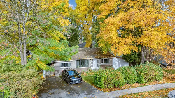 735 Lea AVE, Coquitlam, BC V3J 4H4