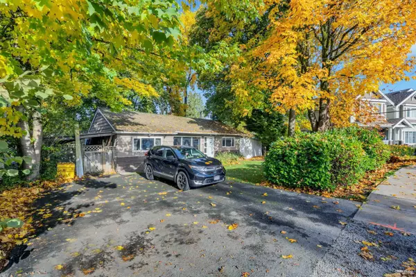 735 Lea AVE, Coquitlam, BC V3J 4H4