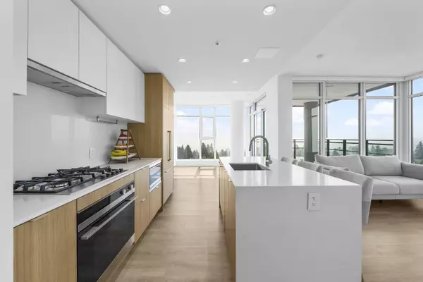 505 Nelson ST #604, Coquitlam, BC V3J 0R5