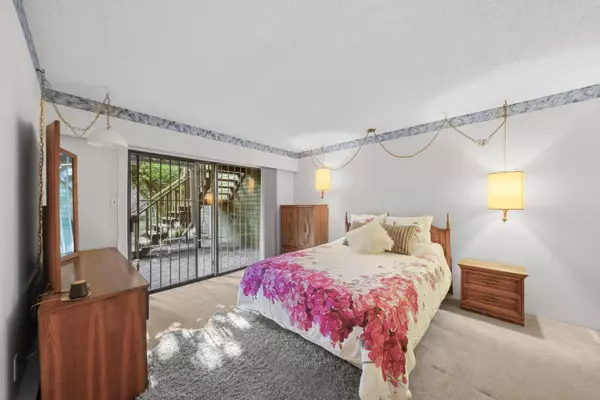 567 Clare AVE, Burnaby, BC V5B 4L3