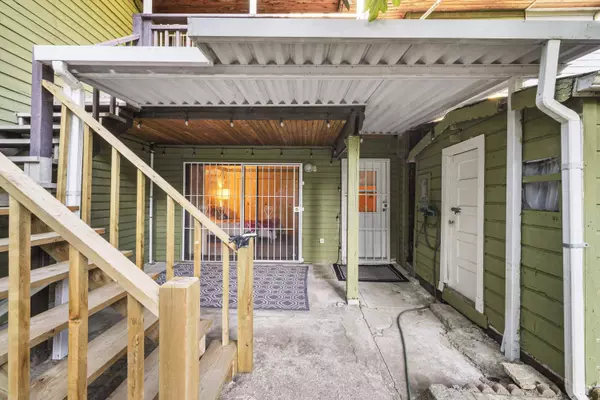 567 Clare AVE, Burnaby, BC V5B 4L3