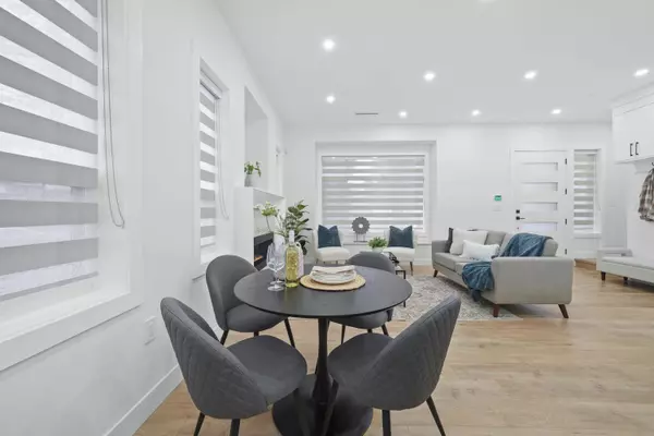 2995 E 17th AVE, Vancouver, BC V5M 2N4