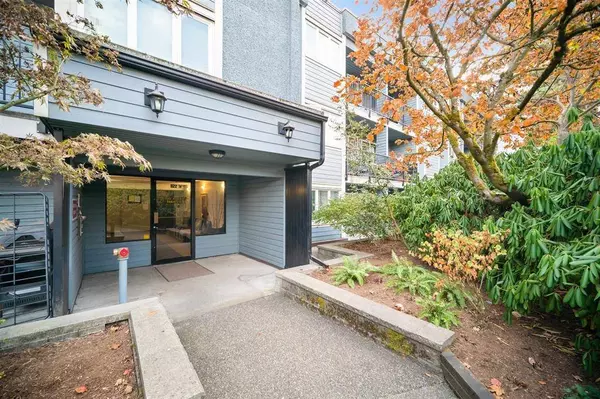 1122 King Albert AVE #210, Coquitlam, BC V3J 1X7