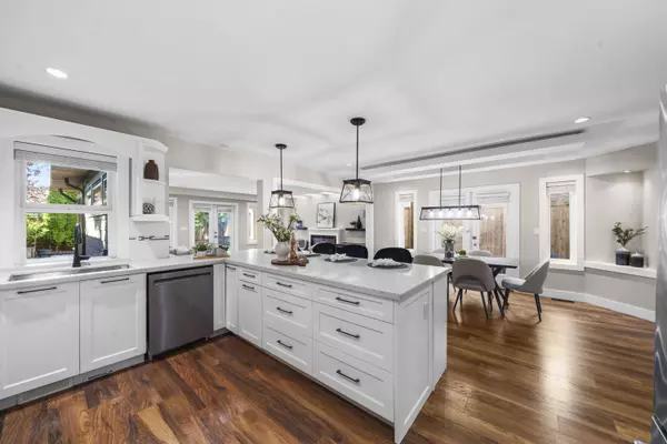 2503 Burian DR, Coquitlam, BC V3K 5W8